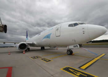 Ιταλία: Αναγκαστική προσγείωση Boeing στο αεροδρόμιο Φιουμιτσίνο της Ρώμης -Άρπαξε φωτιά ο ένας κινητήρας του