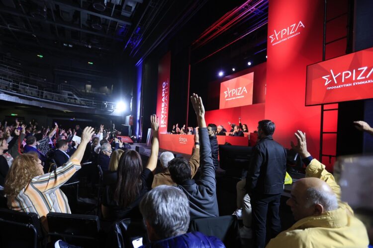 ΣΥΡΙΖΑ: Με 31 βουλευτές όσους και το ΠΑΣΟΚ- Το αύριο της αξιωματικής αντιπολίτευσης