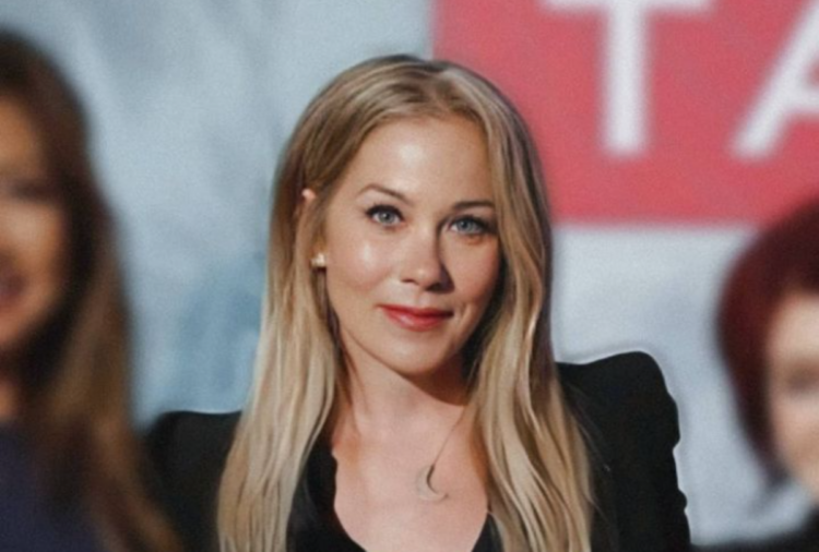 Christina Applegate σκλήρυνση