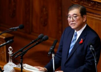 Ιάπωνας πρωθυπουργός: Είχα «πολύ φιλική» συνδιάλεξη με τον εκλεγμένο πρόεδρο των ΗΠΑ Τραμπ