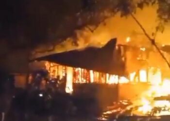 Ηφαιστειακές εκρήξεις στην ανατολική Ινδονησία -Τουλάχιστον έξι νεκροί