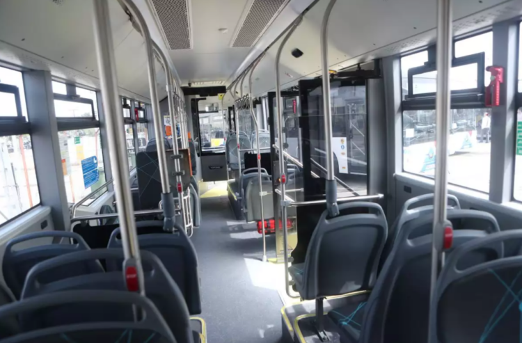 Χαλάνδρι: Bίντεο ντοκουμέντο με τον μεθυσμένο οδηγό στο τιμόνι λεωφορείου