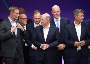 Κρίση στη Γερμανία: Η χώρα οδεύει προς πρόωρες εκλογές – Πολιτική αβεβαιότητα μετά τη διάλυση της κυβέρνησης συνεργασίας