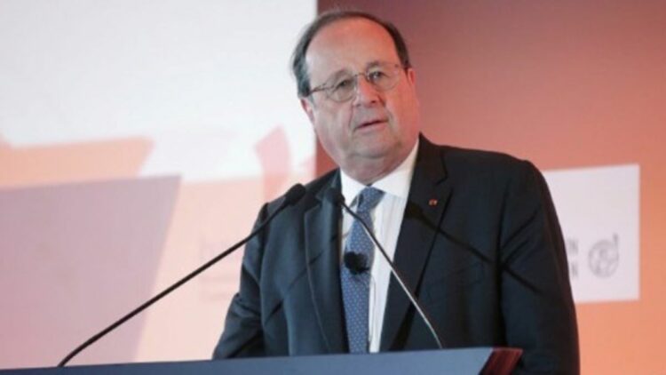 Γαλλία: Ο πρώην πρόεδρος Ολάντ φοβάται τις συνέπειες πιθανής νίκης του Τραμπ