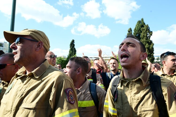 εποχικοί πυροσβέστες