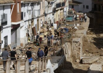 Ανείπωτη τραγωδία στην Ισπανία με 158 νεκρούς – Συνεχίζεται η αναζήτηση αγνοουμένων κάτω από τη λάσπη