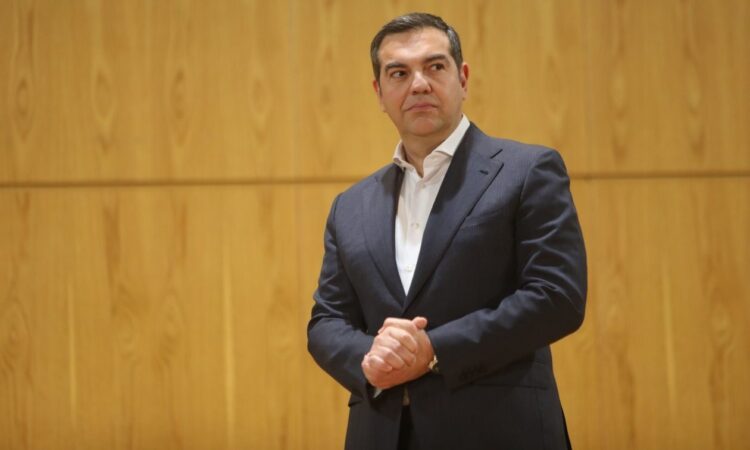 Αντεπίθεση Τσίπρα: Ποιος φοβάται την αλήθεια για το 2015;