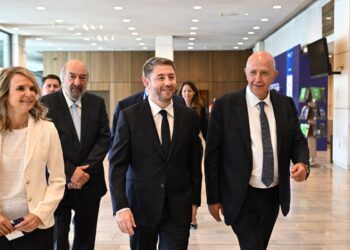 Ανδρουλάκης στον ΣΕΒ: Κράτος, εργοδότες και εργαζόμενοι να κάνουμε την υπέρβαση για μια βιώσιμη ανάπτυξη