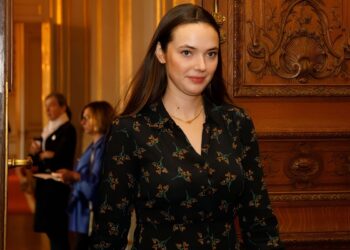 Η Ελεονόρ Σιμονέτ, υπουργός Μικρομεσαίων επιχειρήσεων στο Βέλγιο