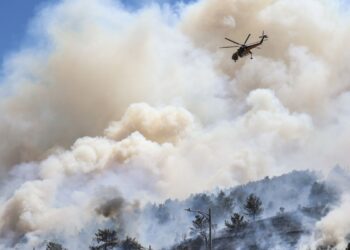 Φωτιές Χίος