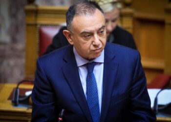 Τζάκρη και Καζαμίας έριξαν στα… σκοινιά τον Κέλλα