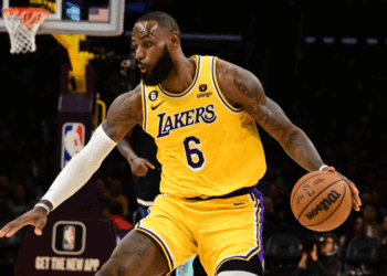 ΛεΜπρόν Τζέιμς