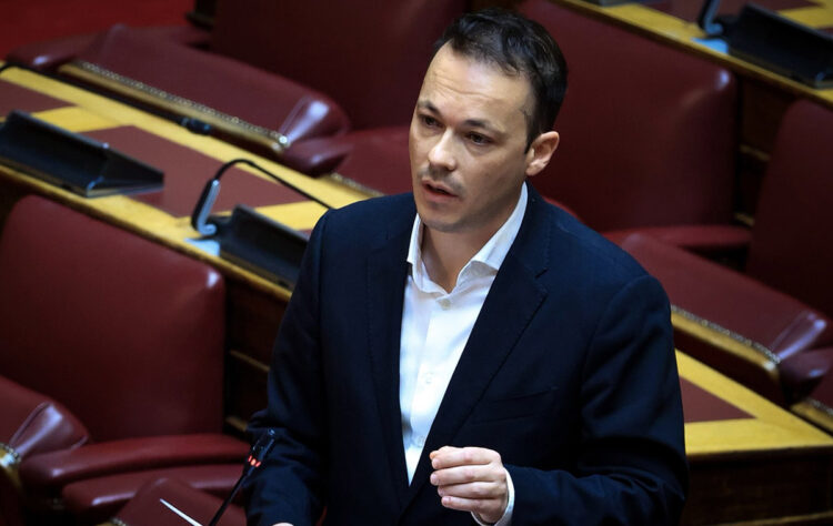 Ζαμπάρας: Έχετε μετατρέψει το νόμο για την Ενεργειακή Κοινότητα σε ένα άψυχο κουφάρι