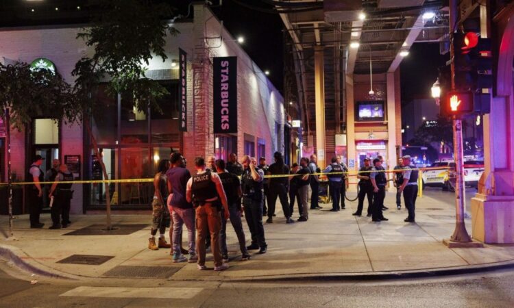 Πυροβολισμοί στο Σικάγο: Τέσσερις νεκροί και 14 τραυματίες