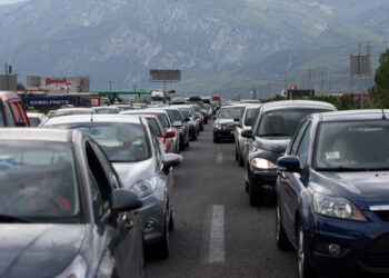 Αθηνών – Λαμίας: Εκτροπή κυκλοφορίας λόγω τροχαίου στο Σχηματάρι