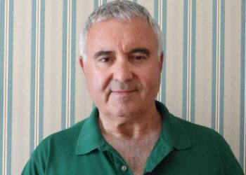 Βουλευτής του ΠΑΣΟΚ «χλευάζει» τη δεξίωση στο Προεδρικό Μέγαρο