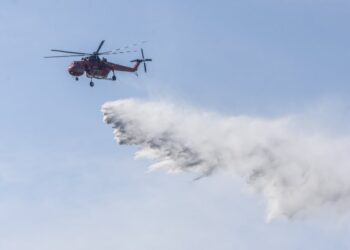 Φωτιά στην Ελευσίνα