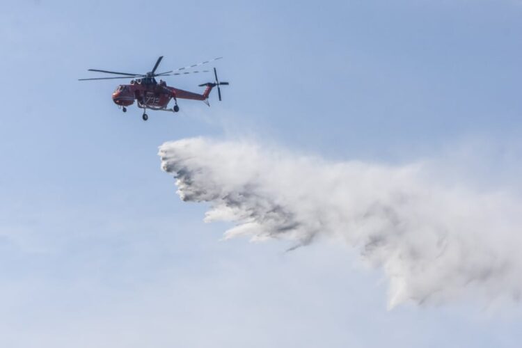 Φωτιά στην Ελευσίνα