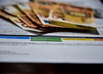 «Τσιμπημένοι» οι λογαριασμοί ρεύματος Αυγούστου