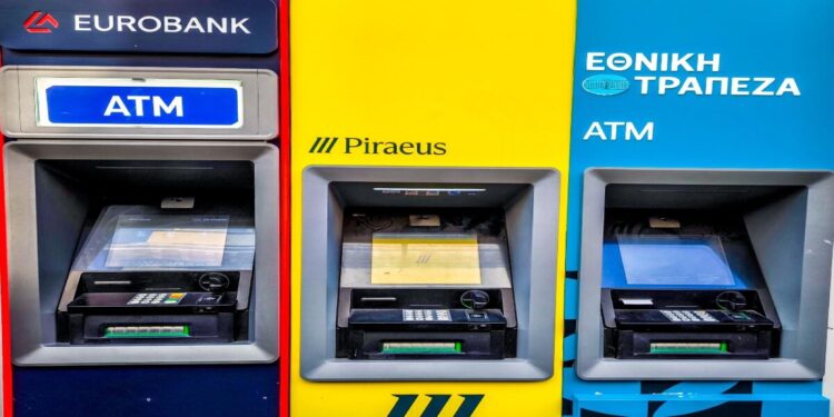 Αυτές είναι οι αλλαγές στα ΑΤΜ των τραπεζών από τις 11 Αυγούστου