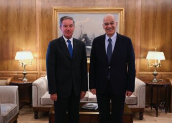 Συνάντηση Νίκου Δένδια με τον πρέσβη του Βελγίου Marc Calcoen