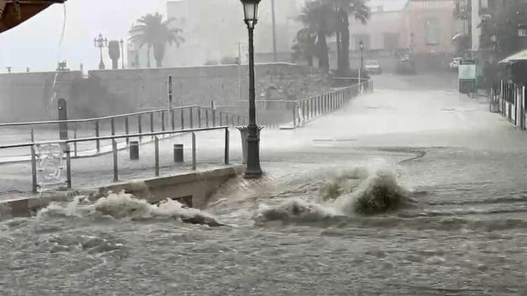 Ισπανία: Δύο αγνοούμενοι από τις πλημμύρες που πλήττουν την χώρα