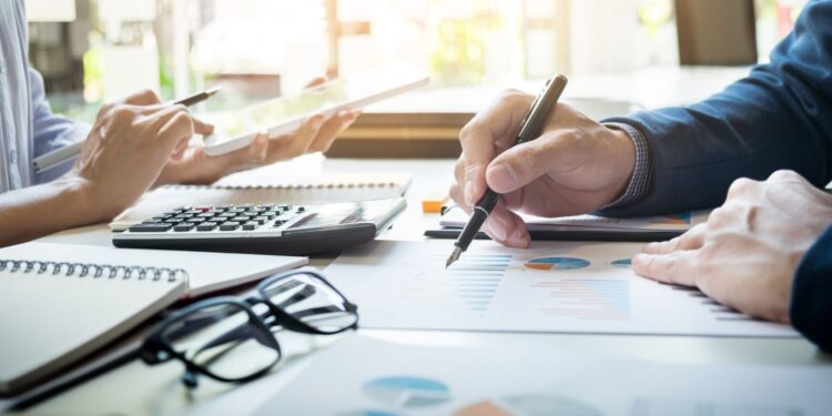 ΜμΕ - Μικρομεσαίες επιχειρήσεις