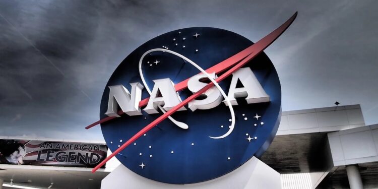Γιατί αποχωρούν μαζικά εργαζόμενοι από τη NASA;