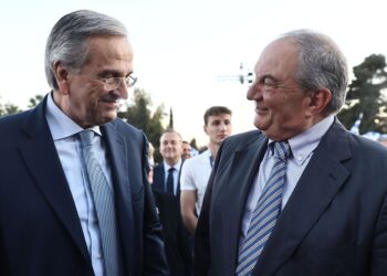 Η σιωπή του Καραμανλή και οι δεύτερες σκέψεις του Σαμαρά