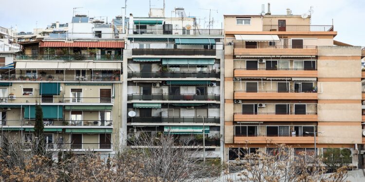 Στην Ελλάδα το υψηλότερο κόστος για στέγαση στην ΕΕ