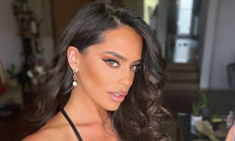 Μαρία Αντωνά: «Είχαν τοποθετήσει στο σπίτι μου ένα πολύπριζο με κρυφό μικρόφωνο»