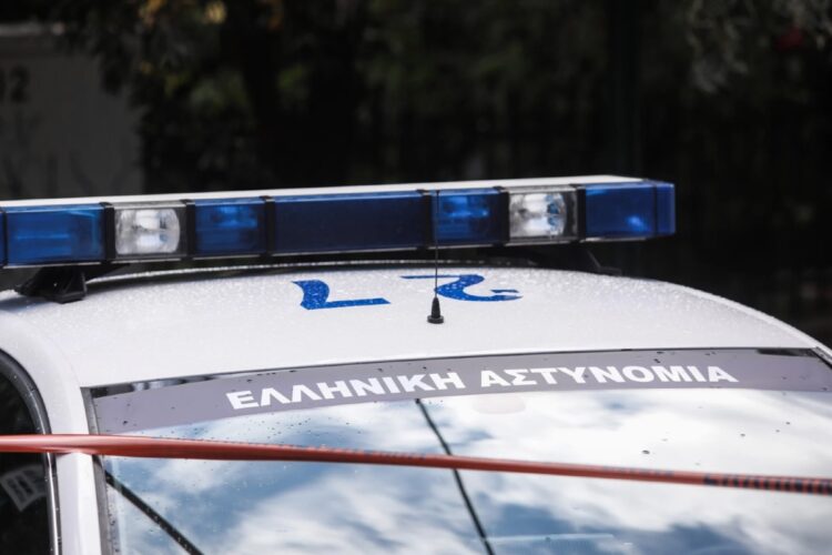 Καταγγελία σοκ στα Τρίκαλα: Γιος συνελήφθη γιατί βίαζε τη μητέρα του