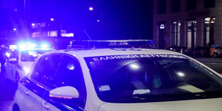 Λεωφόρος Αθηνών – Σουνίου: Πυροβολισμοί και τραυματίες έξω από beach bar τα ξημερώματα