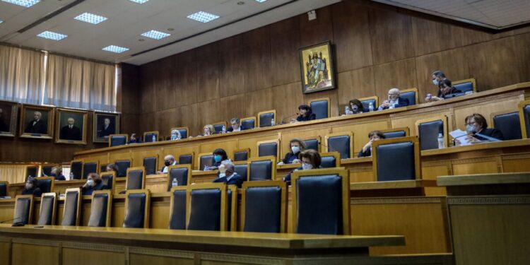 Novartis: Απολογείται σήμερα στη δίκη o «Μάξιμος Σαράφης»