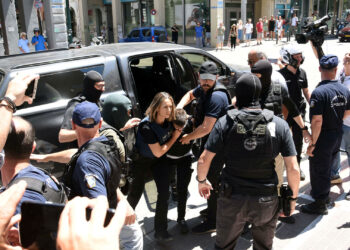 Μουρτζούκου