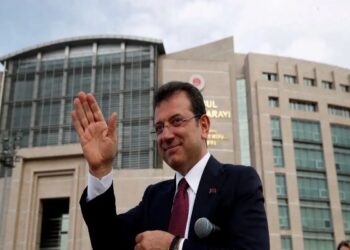 Τουρκία: Αθώος για την κατηγορία της τρομοκρατίας κρίθηκε ο Ιμάμογλου