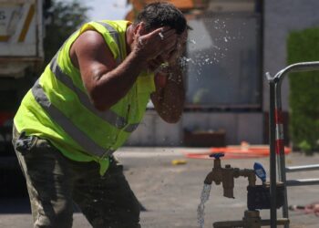 Εργασία, καύσωνας και χαρά; – Αυστηρά τα μέτρα για την προστασία των εργαζομένων