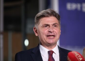 Νικόλας Φαραντούρης