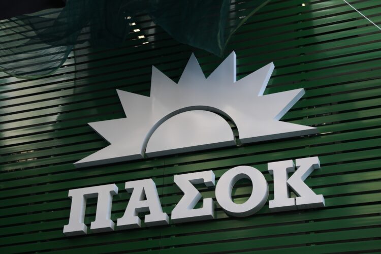 Καταγγελία του ΠΑΣΟΚ: Κλείσαν τις πλατφόρμες πληρωμών του ΟΠΕΚΕΠΕ εν μέσω σκανδάλου