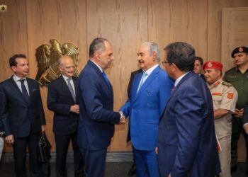 ΠΑΣΟΚ και ΣΥΡΙΖΑ μιλούν για φιάσκο της ελληνικής εξωτερικής πολιτικής