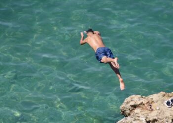 Έκτακτο δελτίο επιδείνωσης καιρού από την ΕΜΥ – Καύσωνας διαρκείας με 40άρια