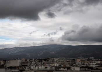 Έκτακτο δελτίο ΕΜΥ: Έρχονται ισχυρές καταιγίδες και χαλάζι – Ποιες περιοχές θα επηρεαστούν