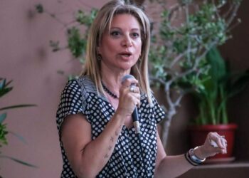 Καρυστιανού: Δεν υπάρχει Δημοκρατία στην Ελλάδα – Η ισχύς εν τη ενώσει