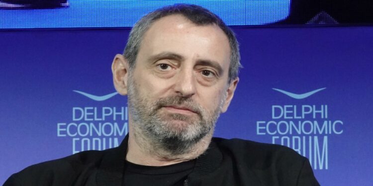 Το πάρτι του Καρώνη στη Σέριφο και το δικαστήριο του Λονδίνου…