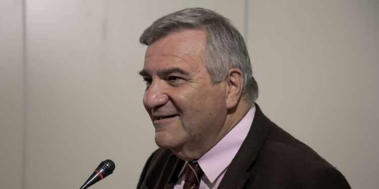 Καστανίδης