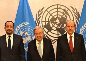 Άτυπη συνάντηση για το Κυπριακό – Στη Νέα Υόρκη και ο Φιντάν