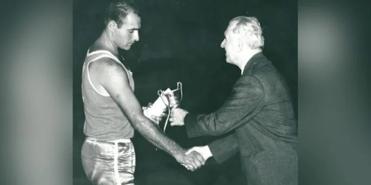 Κοντοβουνήσιος