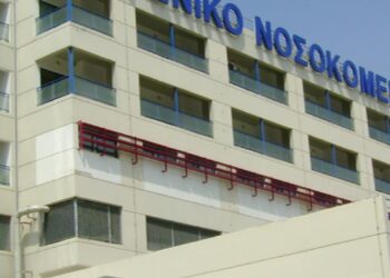 Στην Λαμία το 1ο θύμα του καύσωνα: 54χρονος στη ΜΕΘ