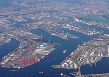 “Καμπανάκι” για την ενεργειακή μετάβαση  των λιμανιών της Ευρώπης – Μόνο 1 στα 5 πληρεί τις προϋποθέσεις