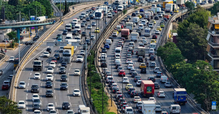 Αυξημένη η κίνηση στους δρόμους της Αττικής